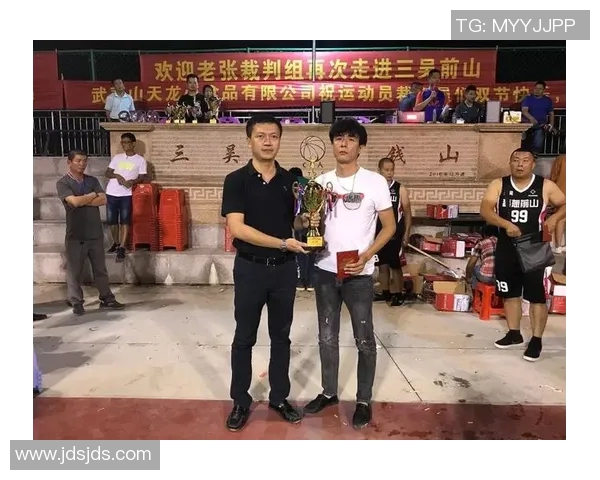 阿尔法-卡巴球员荣膺本赛季MVP称号：实力与荣耀的双重见证