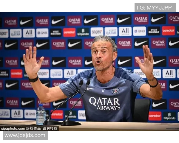 巴黎圣日耳曼宣布新一任主教练上任，球队迎来新的挑战