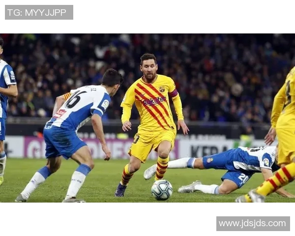 巴萨确认梅西愿意续约,双方正就合同细节进行谈判 巴萨确认梅西愿意续约,双方正就合同细节进行谈判