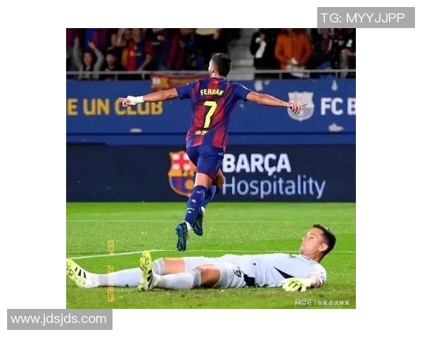 巴塞罗那主场惨败，梅西传射无效，皇马领跑西甲积分榜