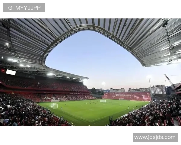 柏林赫塔主场逆转斯图加特,绝杀客队夺胜利 柏林赫塔主场逆转斯图加特,绝杀客队夺胜利