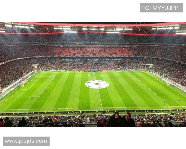 拜仁慕尼黑小组赛提前晋级,继续向冠军之路迈进 拜仁慕尼黑小组赛提前晋级,继续向冠军之路迈进