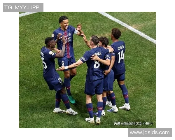 拜仁主场握手平欧冠未取胜难堪 拜仁主场握手平欧冠未取胜难堪