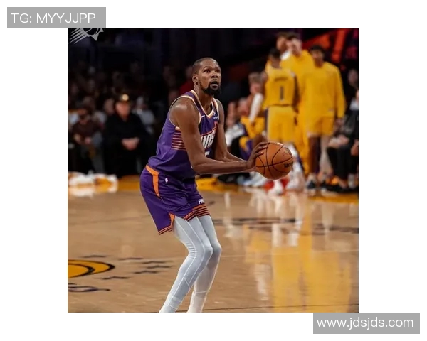 杜兰特全场7投3中,湖人105-98胜掘金:比赛背后的故事与未来的展望 杜兰特全场7投3中,湖人105-98胜掘金:比赛背后的故事与未来的展望